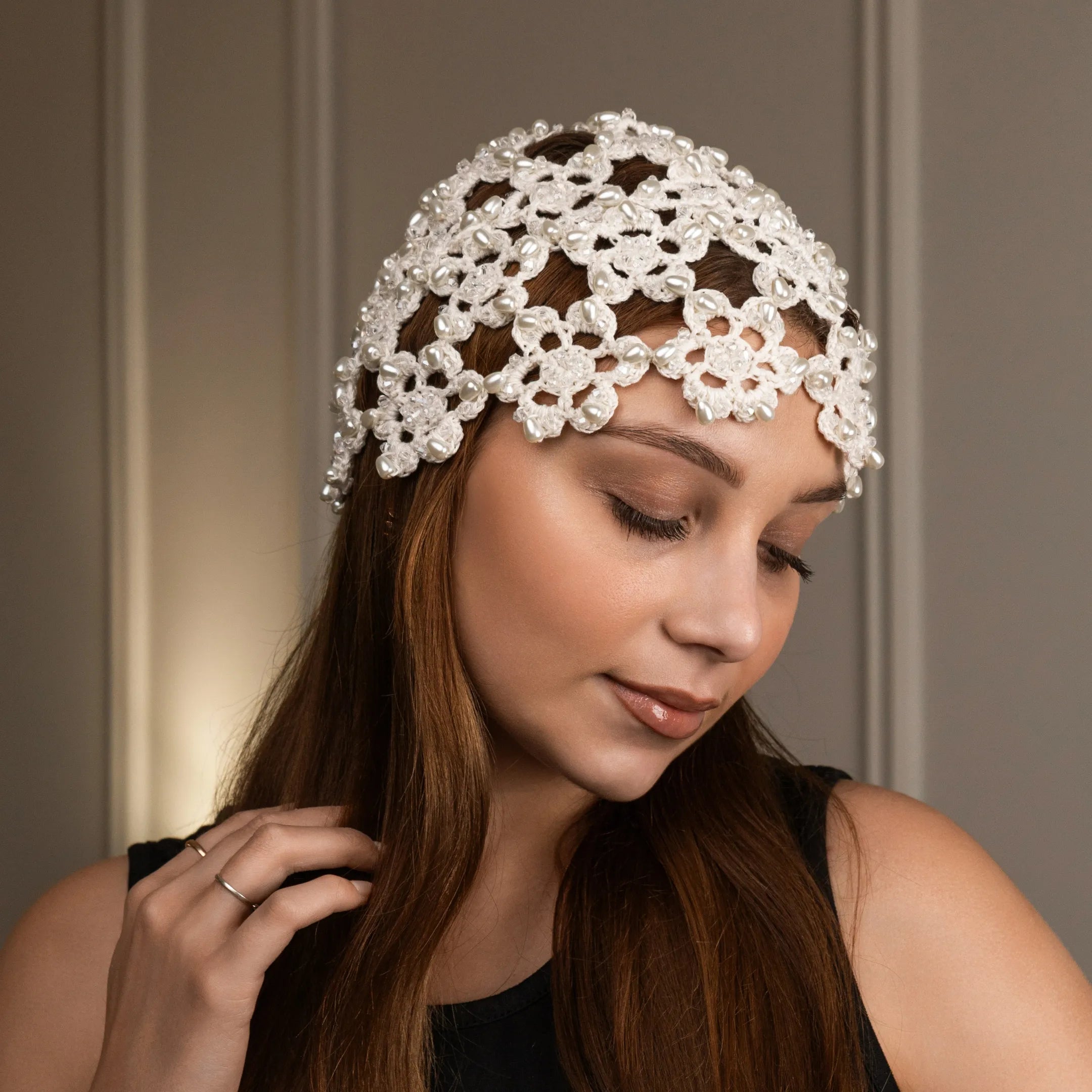 Flower beanie Amanda with pearls & bicones ivory