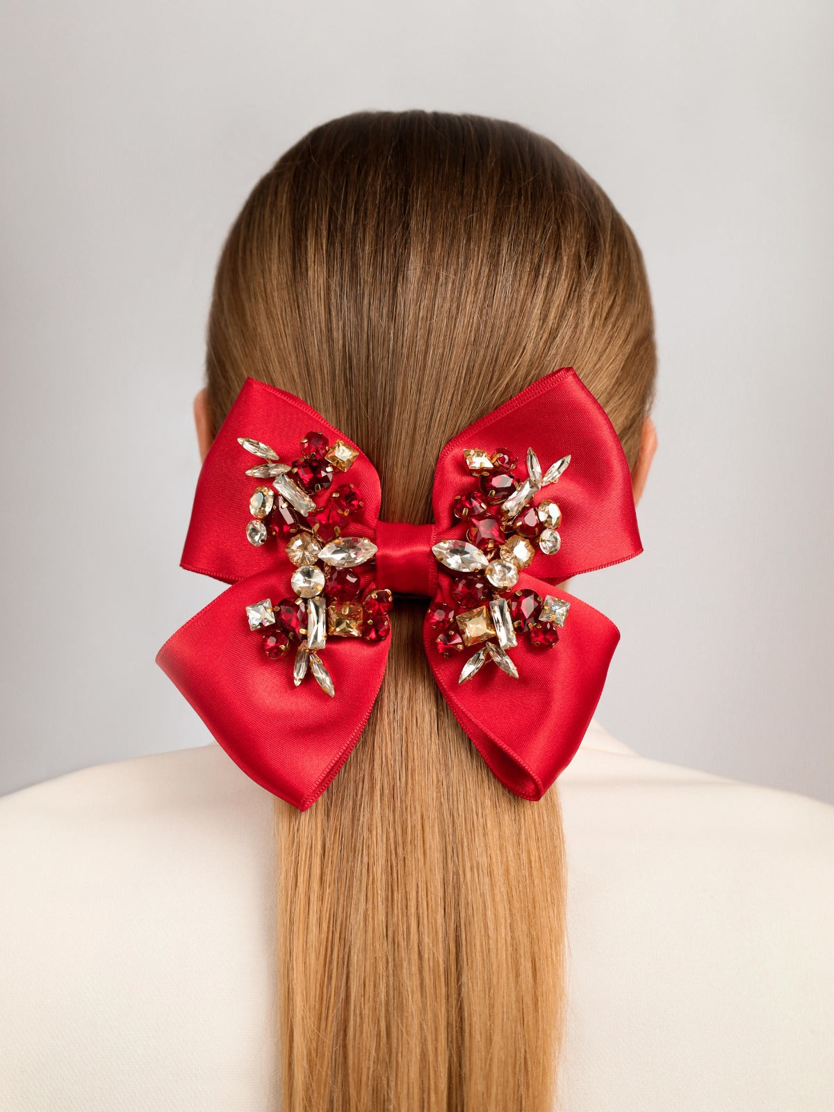 Red Bow Amelia