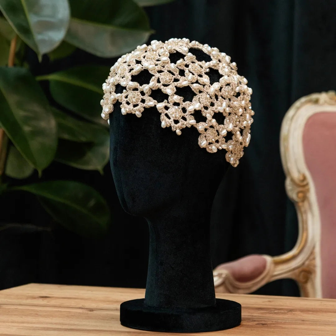 Flower beanie Amanda with pearls & bicones sand ivory