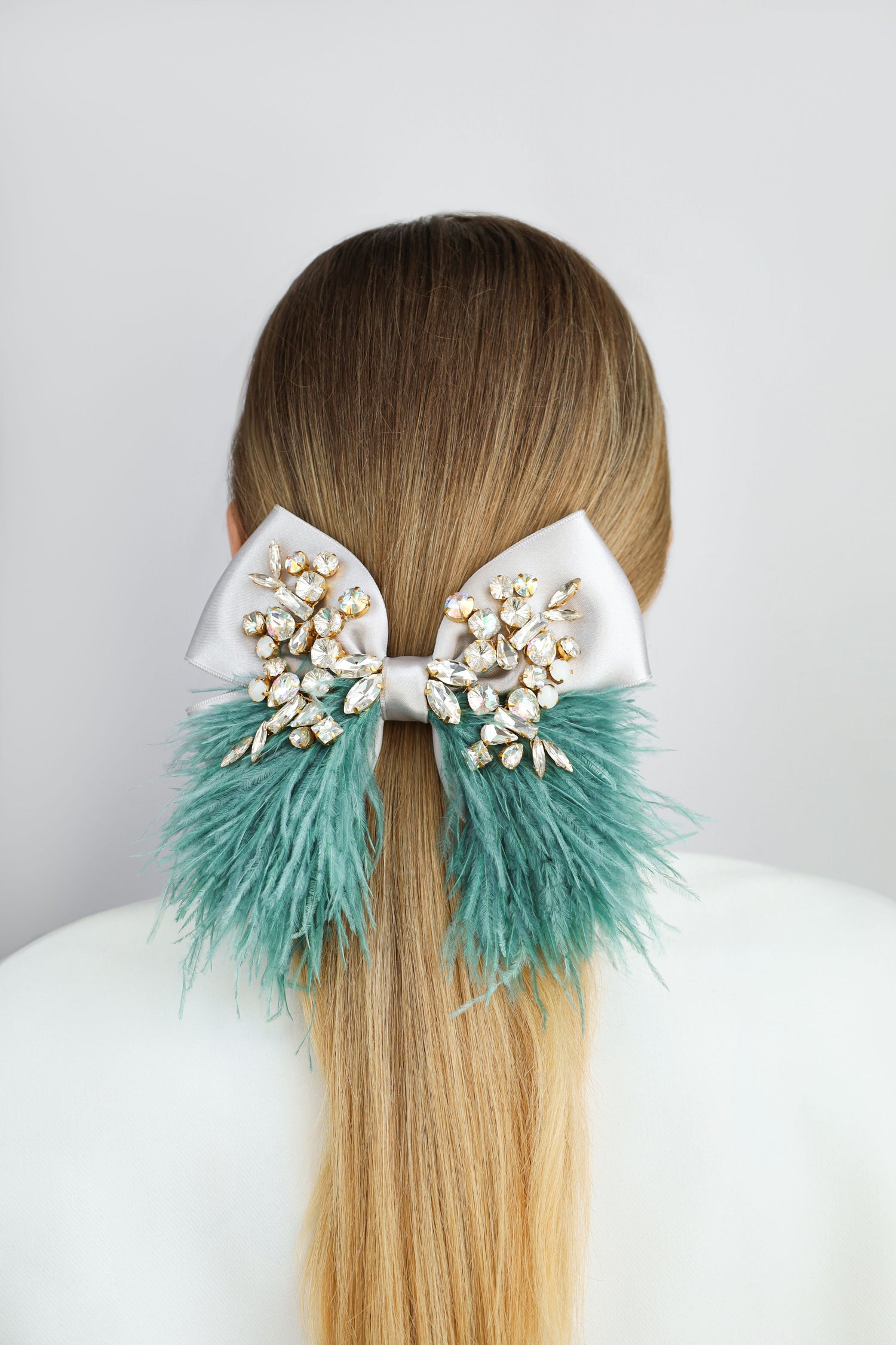 Bow Gilbert Silver & Mint