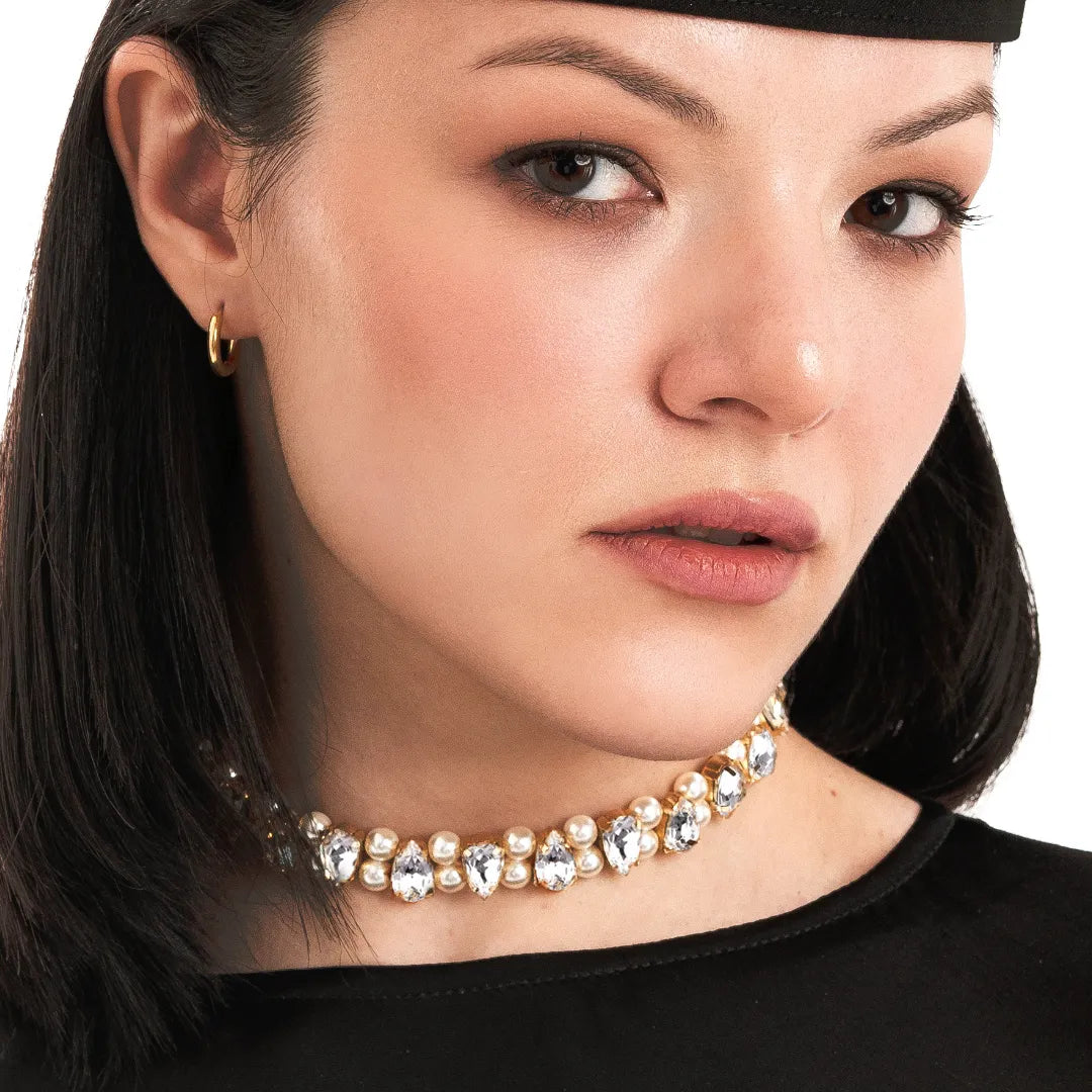 Necklace Louise with rhinestones &amp; pearls White
