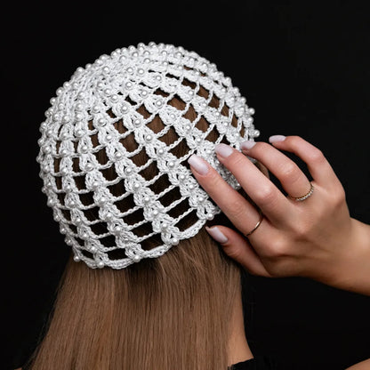 Mesh beanie Audrey with pearls light gray