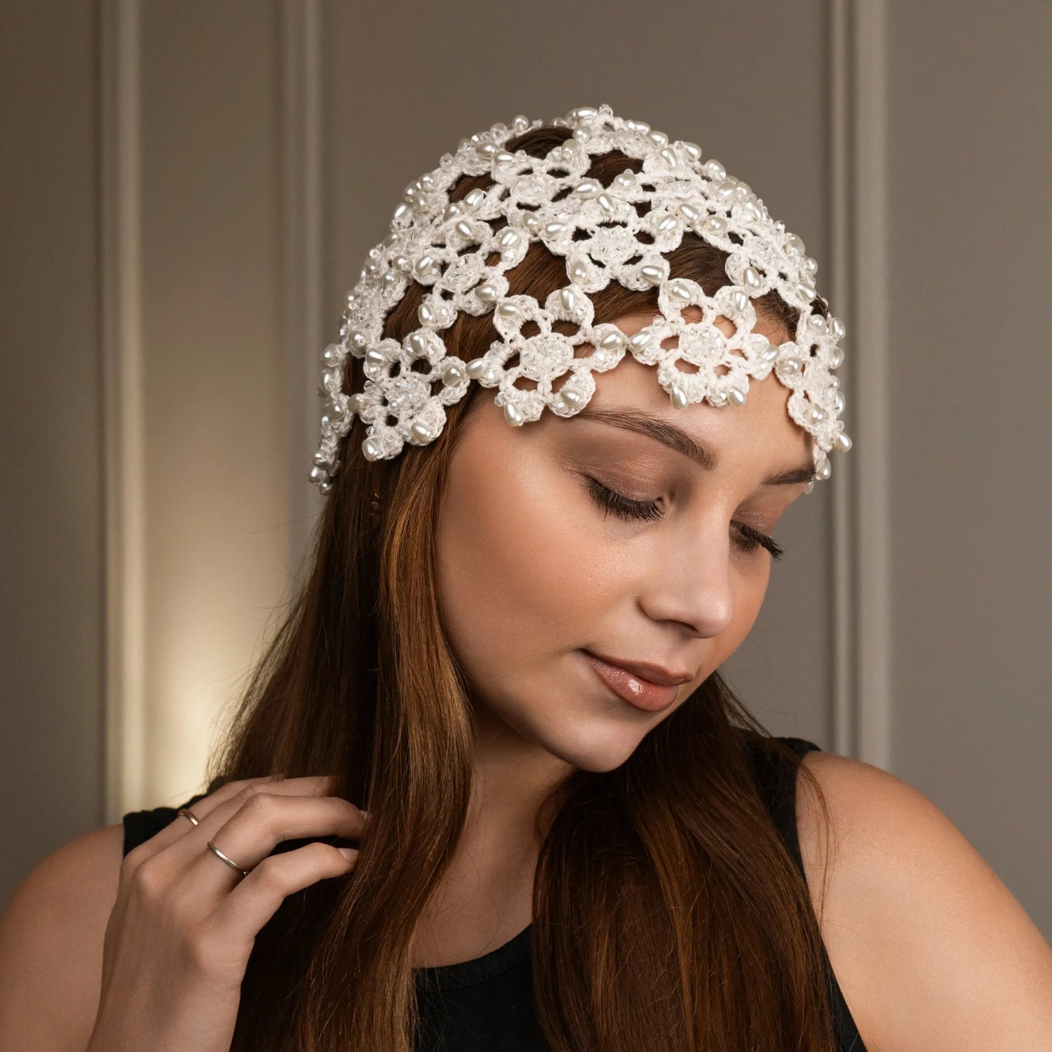 Flower beanie Amanda with pearls &amp; bicones ivory
