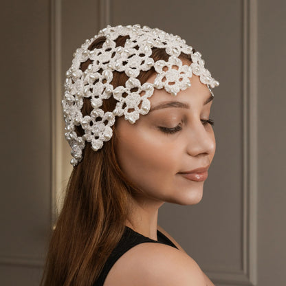 Flower beanie Amanda with pearls &amp; bicones ivory
