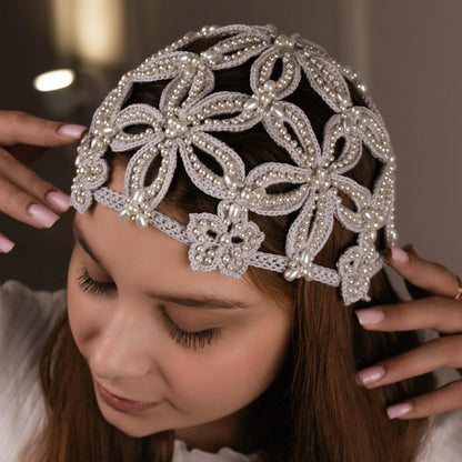 Flower beanie Joyce with pearls gray