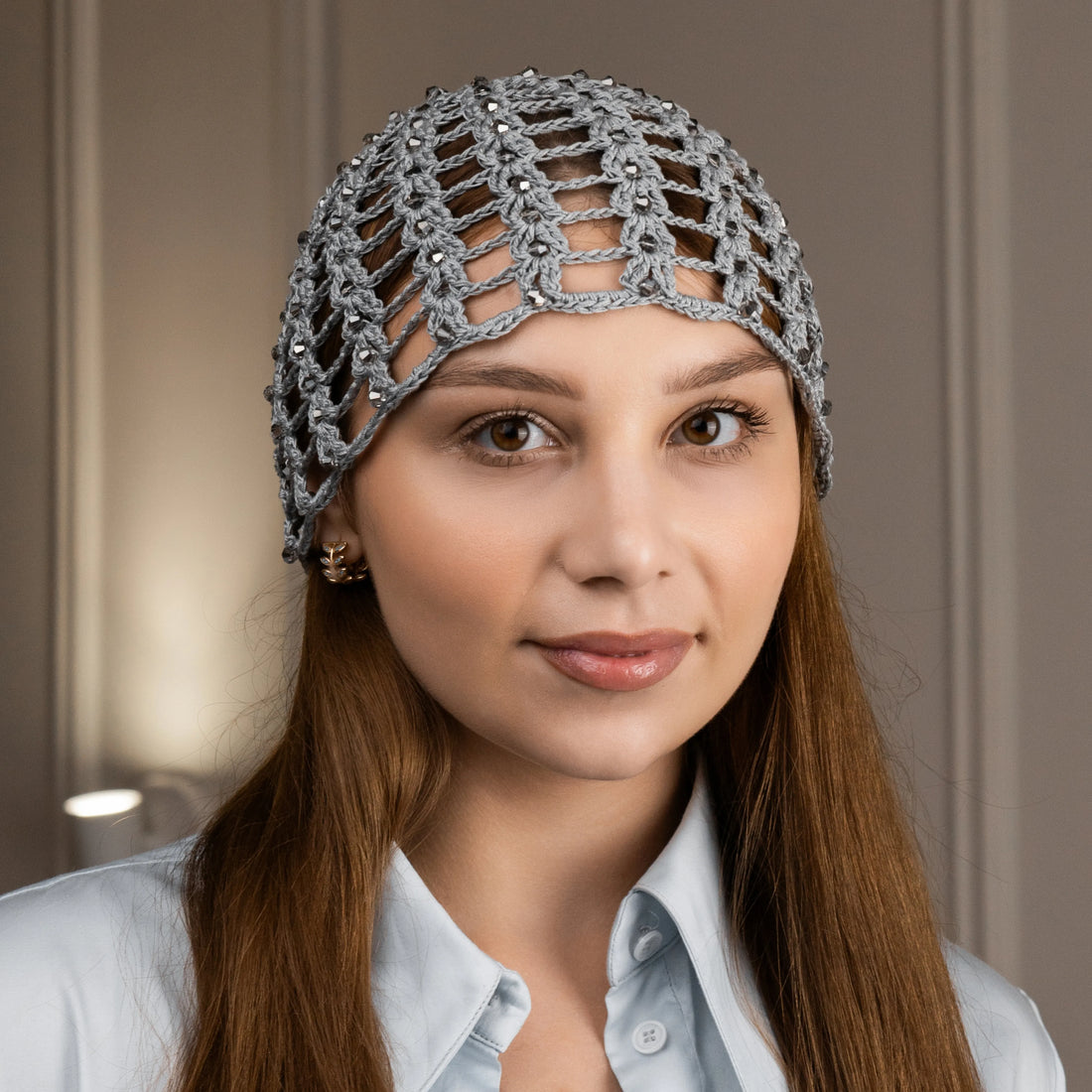 Mesh beanie Audrey with beads gray