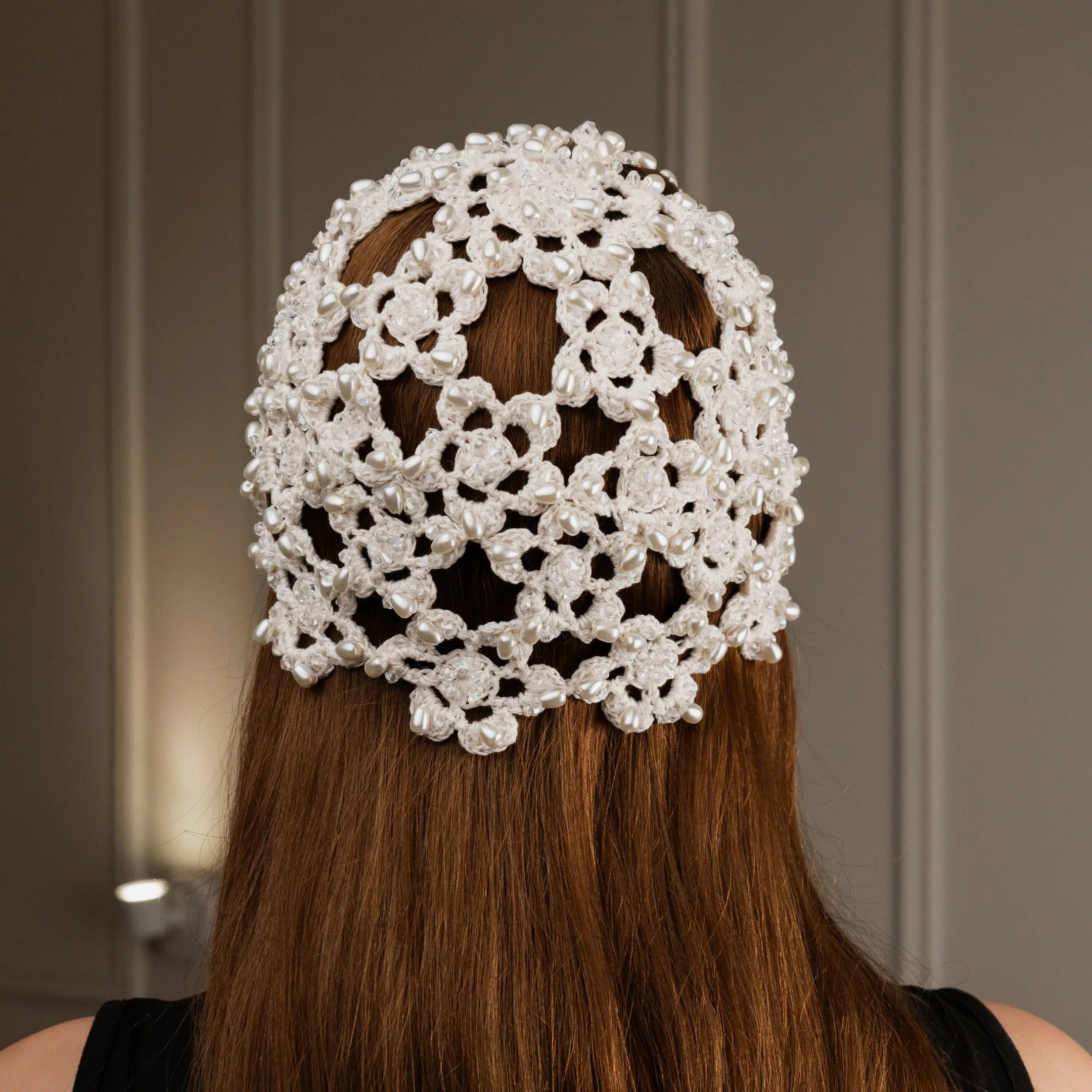 Flower beanie Amanda with pearls &amp; bicones ivory