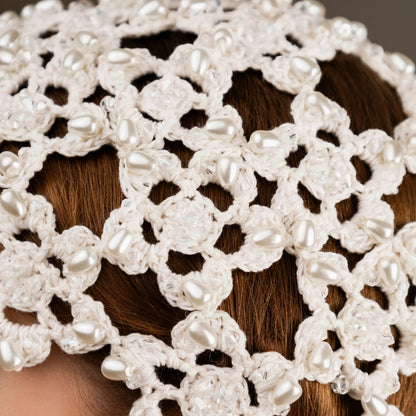 Flower beanie Amanda with pearls &amp; bicones ivory