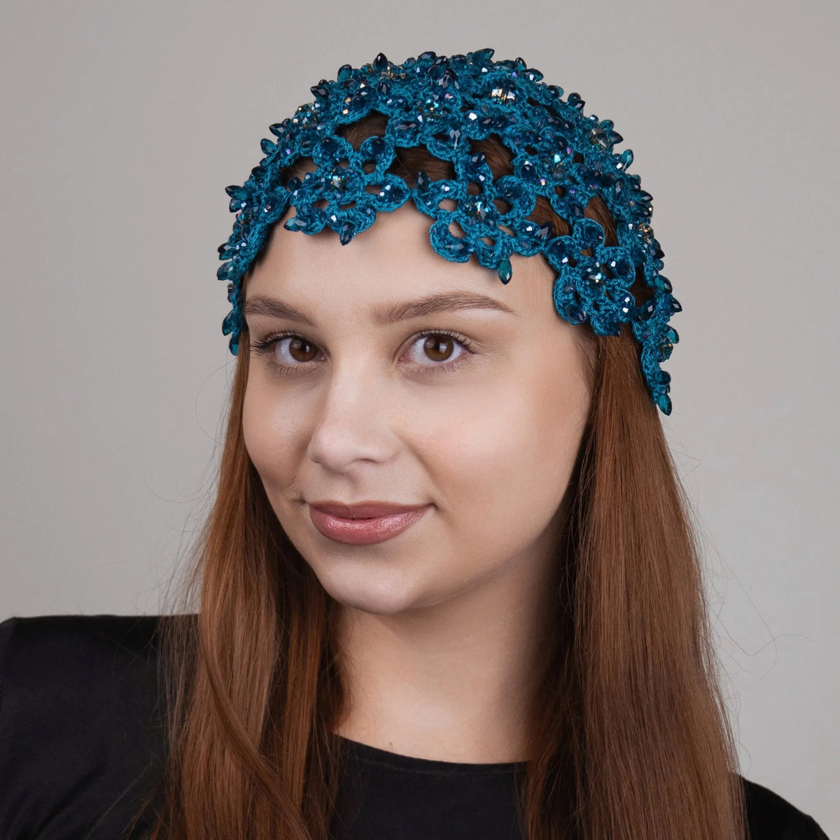 Flower beanie Amanda with beads &amp; rhinestones teal