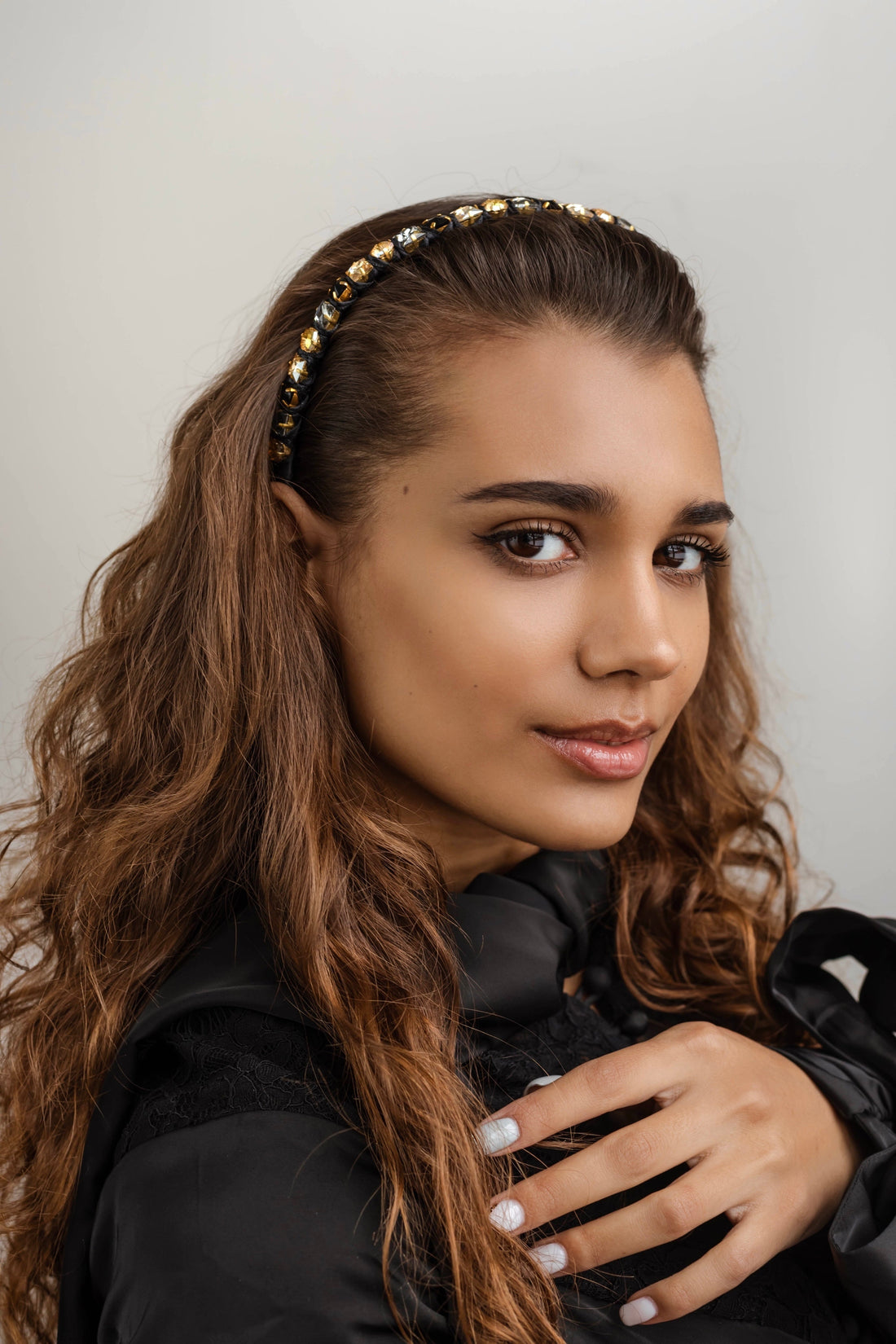 Anabel Black &amp; Gold Headband